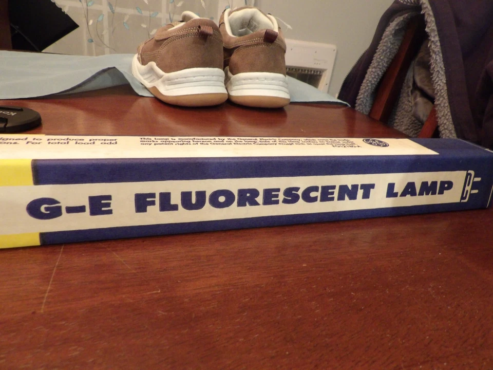 GE F20T 12D 2 Pack - Image 3 of 3