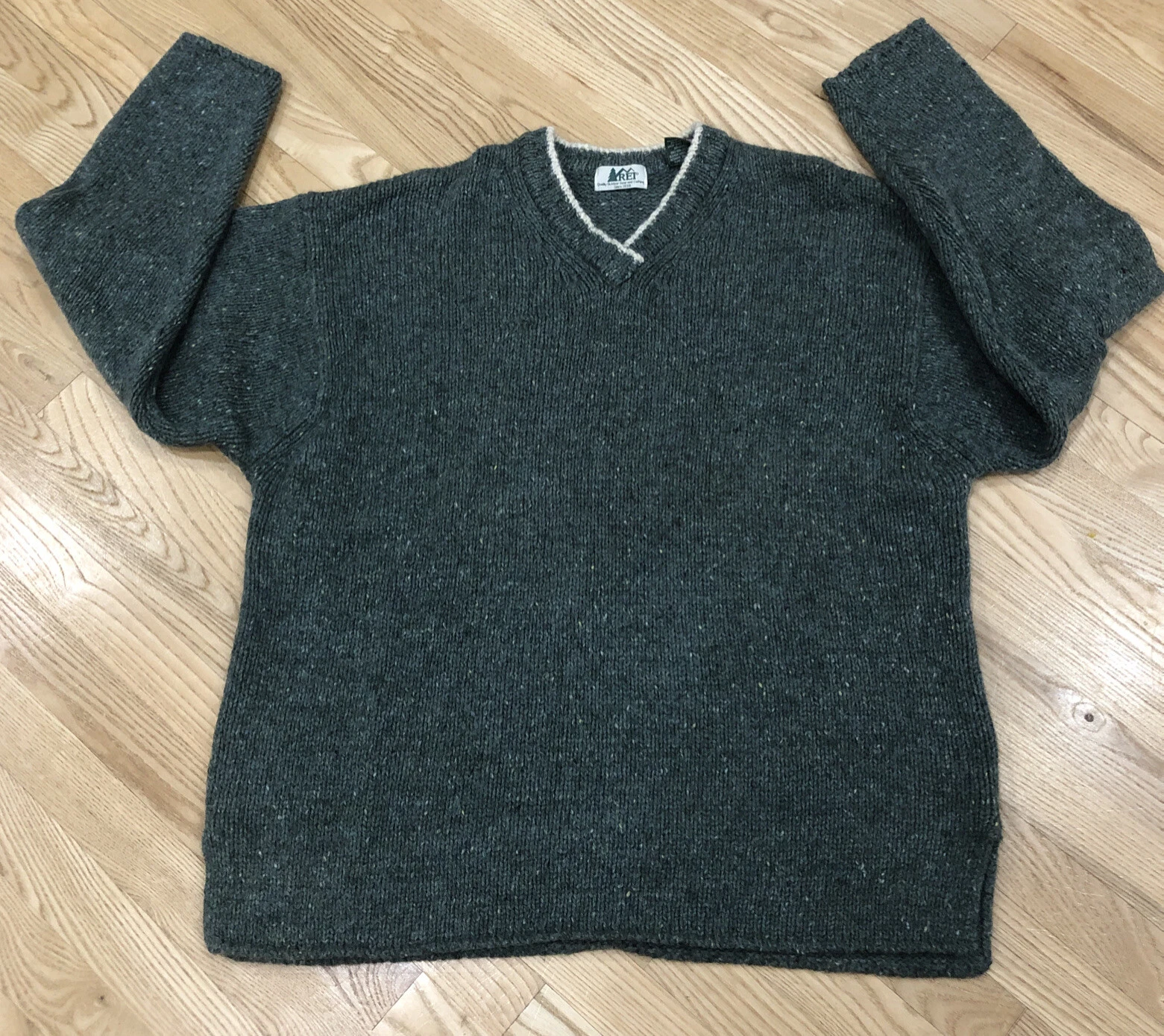 Vintage REI Wool Sweater MensXL Gray/Green tweed Grandpa Vtg V-neck