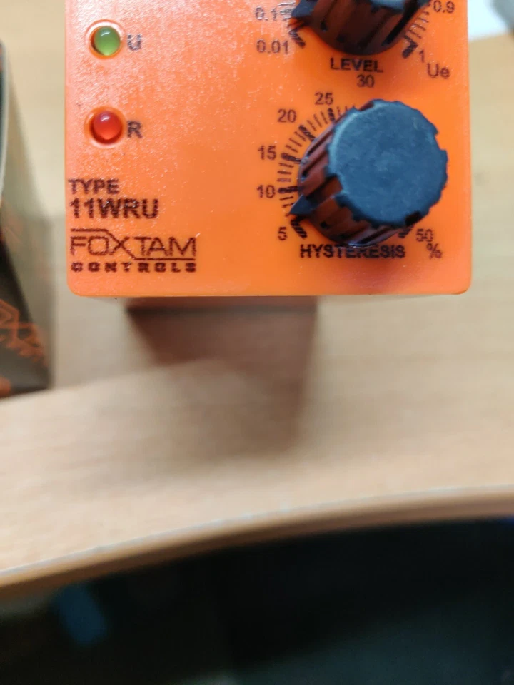 Voltage Controll Relay Foxtam Controls 11wru  11 Pin Plug 48v - Image 3 of 4