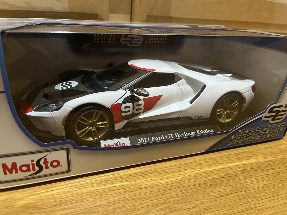 D*E様 Maisto 1/18ミニカーセット 4台 Maisto 1:18 Diecast Replica Cars, 60+ Variations, Brand New, Free
