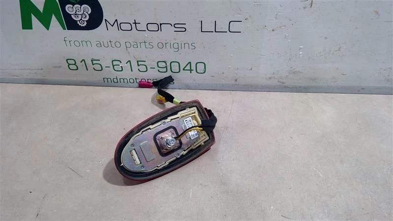 Dodge Charger 2017-2023 techo aleta de tiburón antena OEM 68281281AA Foto 2 de 4