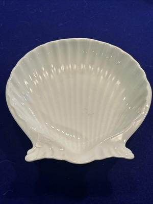 #ad #ad Large White Porcelain Shell 9.5” x 9” Dish in EXCELLENT CONDITION $19.99