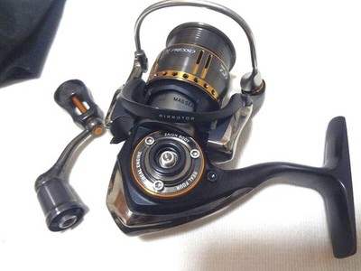 Daiwa 14 Presso 1025 Spinning Reel Trout Fishing Ultra Light