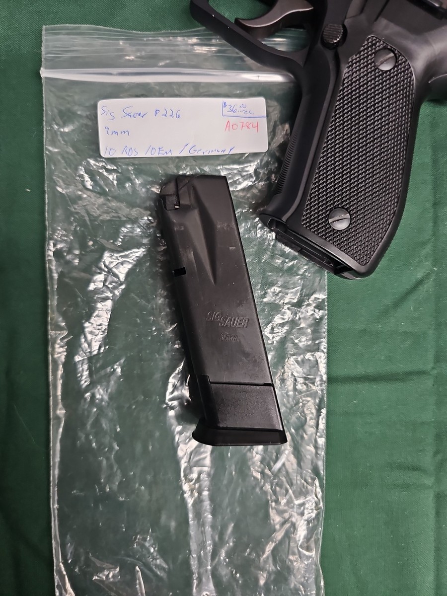 Sig Sauer P226 9mm 10 rd Magazine 🇩🇪 Factory Original OEM P 226
