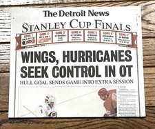 Kirk Maltby 2002 Detroit Red Wings/The Detroit News/Section Only/Rear Page Pic