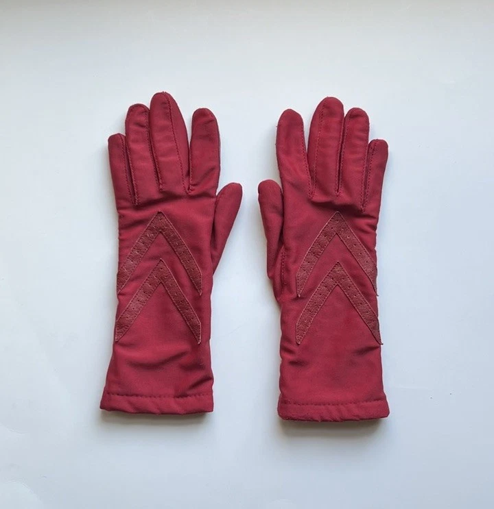 Vintage Aris Isotoner 24813 Red Gloves Warm Lined One Size Women's