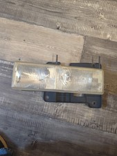 1988-1998 Silverado Suburban Tahoe Driver Left Headlight Head Light Oem 1988-1998 Silverado Suburban Tahoe Driver Left Headlight Head Light Oem