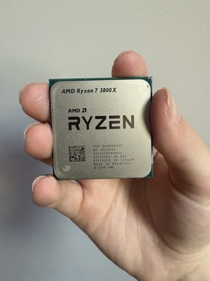 AMD Ryzen 7 3800X 8-Core 3.9GHz Socket AM4 CPU Processor 100-000000025
