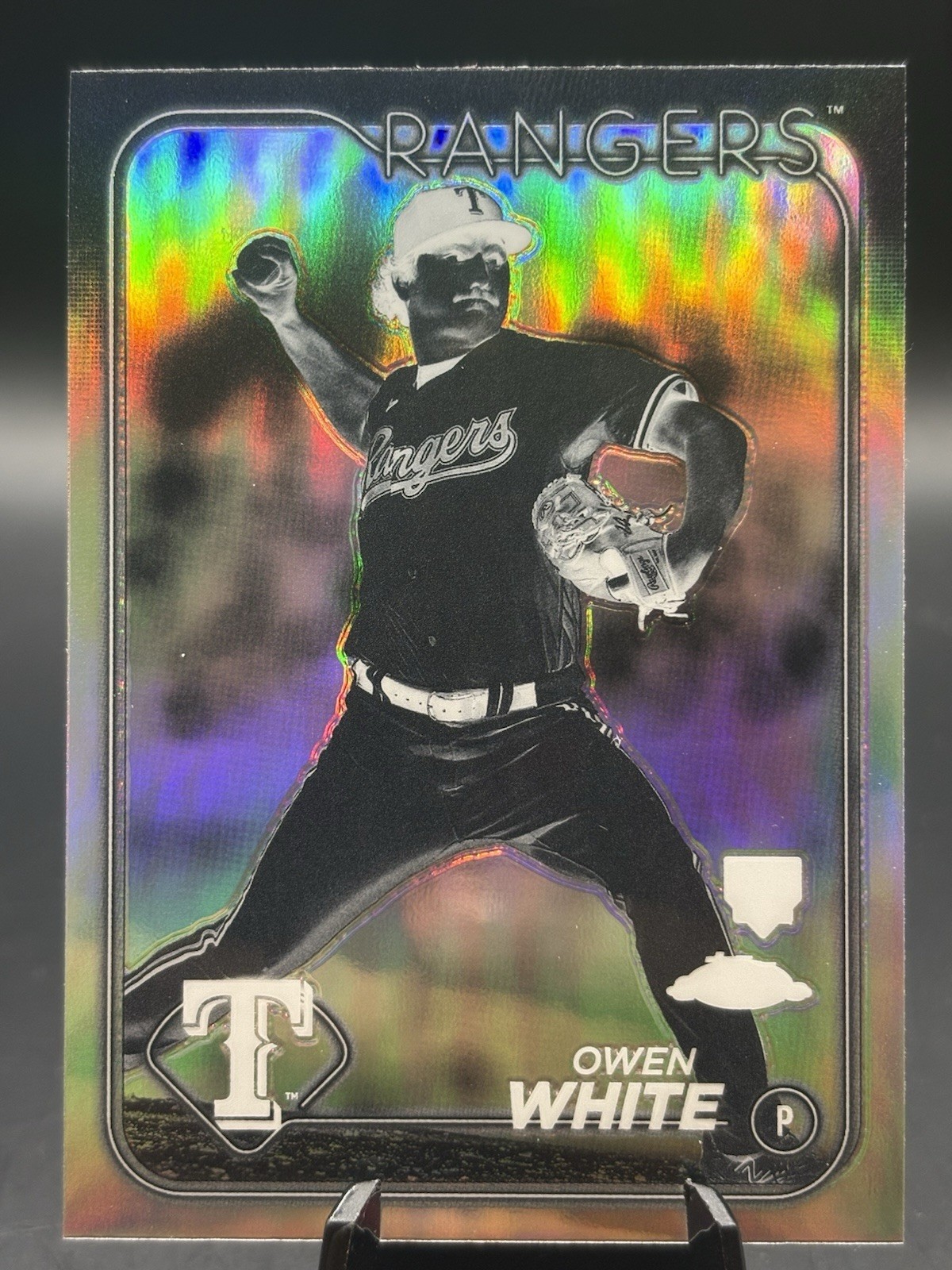 2024 Topps Chrome #211 Owen White Negative Refractor (RC)