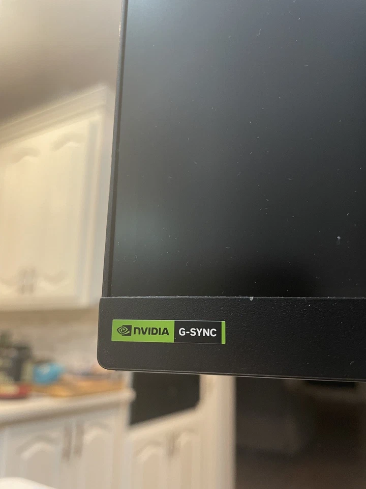 Monitor para juegos LG 27GL83A-B 27” 1440p IPS 144Hz G-Sync FreeSync HDR10 Foto 2 de 4