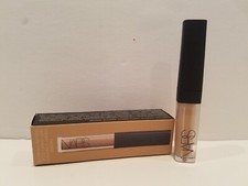 Nars Radiant Creamy Concealer #5812 Custard M...