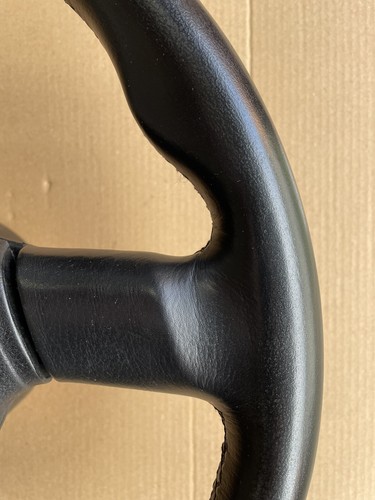 GENUINE BMW E30 M Tech 2 Steering Wheel in excellent condition (diameter 370mm). - Picture 4 of 10