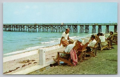 Vintage Deerfield Beach Florida Fishing Pier Postcard PEO-6 F.E.C. News