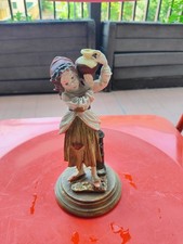 Scultura Porcellana Capodimonte Di. Giuseppe Armani "Ragazza con Brocca"