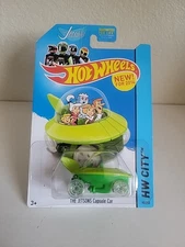 Hot Wheels THE JETSONS Capsule Car Diecast Car WARPED CARD SEE PICTURES 