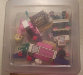 LEGO Disney: Sleeping Beauty's Royal Bedroom 41060--Pre owned