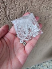 Minerali *** GRANDE TRASPARENTE PIRAMIDE IN QUARZO IALINO