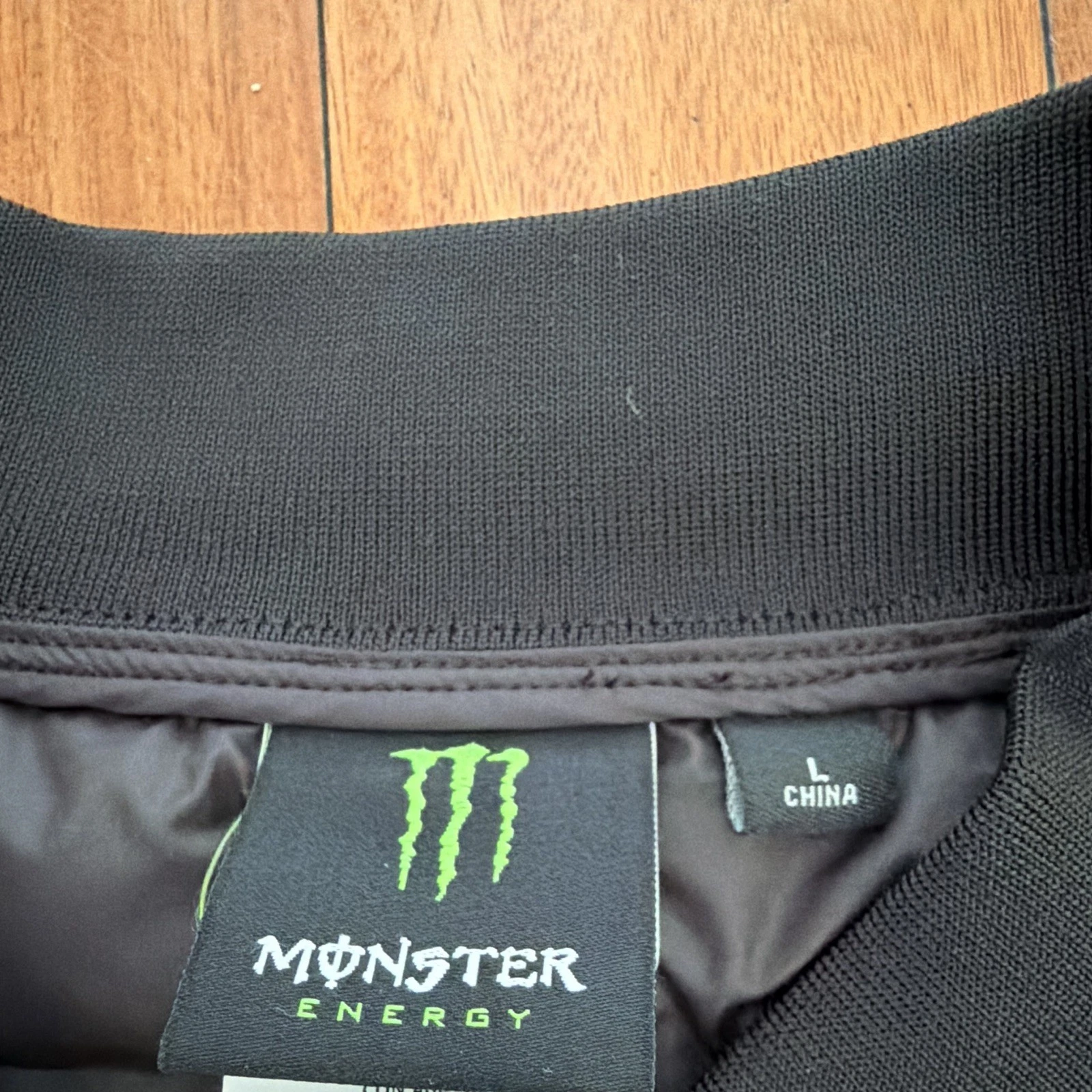 Monster Energy Men's Black Quilted Bomber Jacket Logo Full Zip Pockets L - product detail image 5