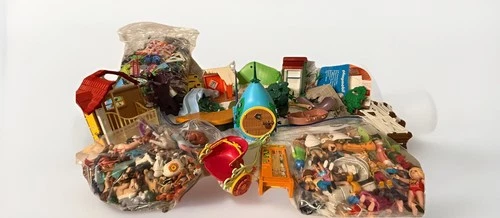 900+ Playmobil Huge Lot Farm, people, animals, dollhouse stuff Vintage, Variety