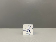 Meissen W&uuml;rfel Aquatinta Schwertermarken mit Jahreszahlen in Kobaltblau 1.Wahl