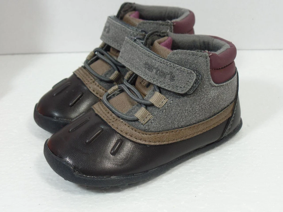 Carter's every step hotsell stage 3 sneaker