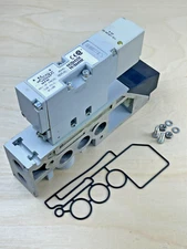 Numatics 062BA425K Solenoid Valve, 110 AC, 061BA400K