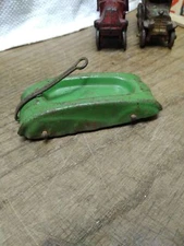 Vtg Wyandotte Streamline Toy Pull Wagon Green Pressed Steel Wood Wheels 4" USA