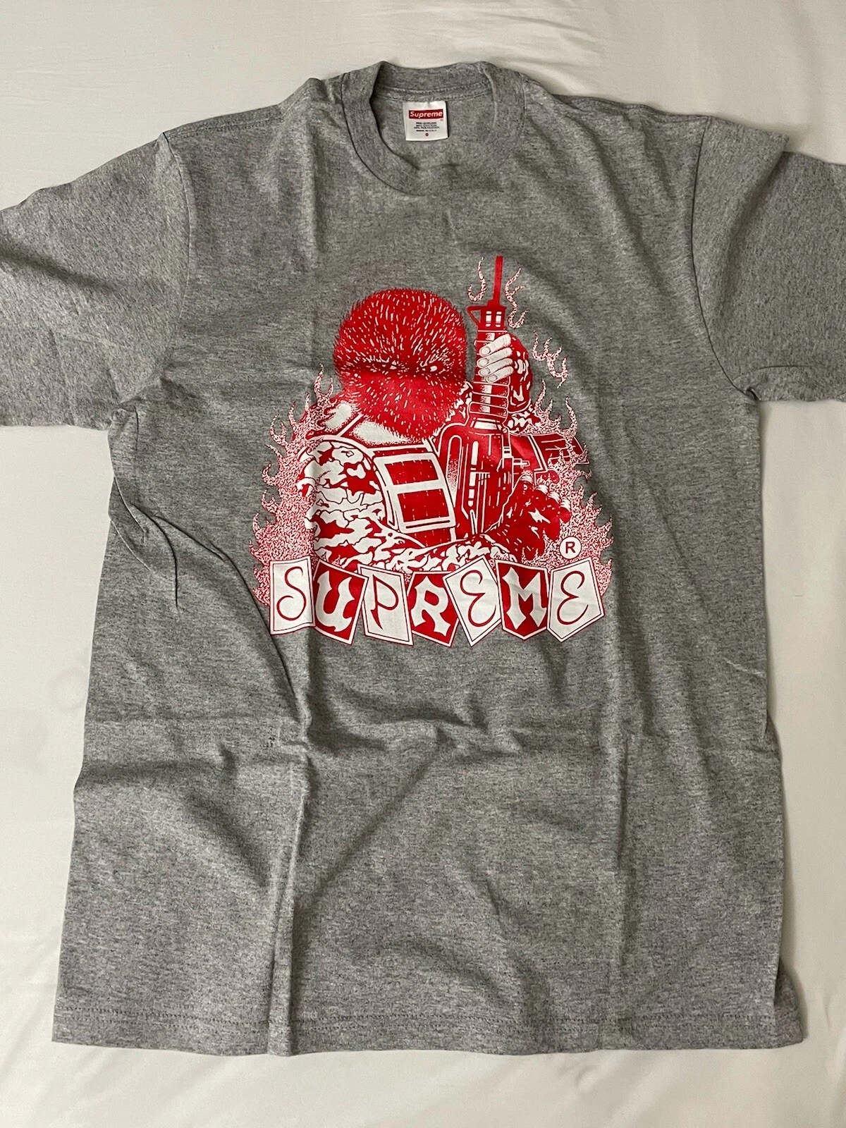 Tee shirt gris Supreme Mercenary PETIT flambant neuf !!