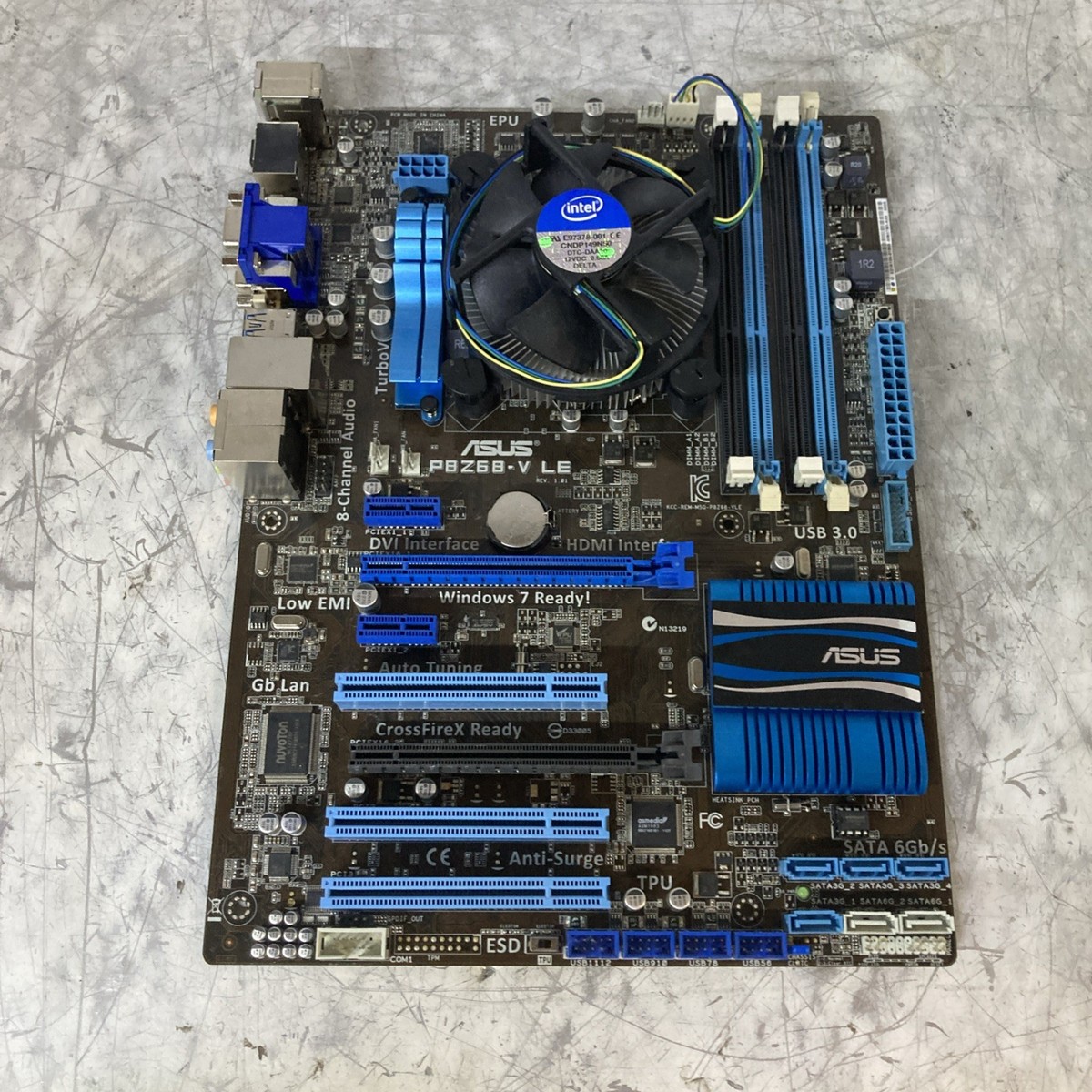 ASUS P8Z68-V LX Intel Core i7-2600 3.4GHz no RAM LGA 1155 ATX