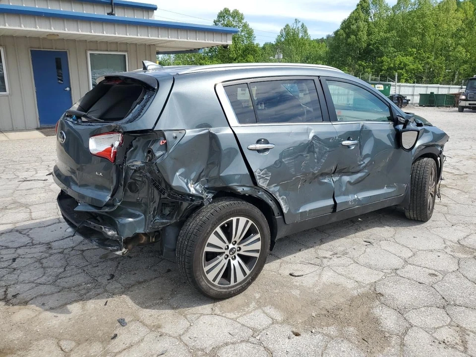 Conjunto de filtro de aire usado se adapta a: Kia Sportage 2015 2,0 L California emisiones SULE Foto 3 de 4