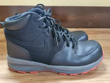 Nike Manoa PS 'Black' Boots Youth's Black  AJ1283-001 SZ 7Y Excellent Cond.