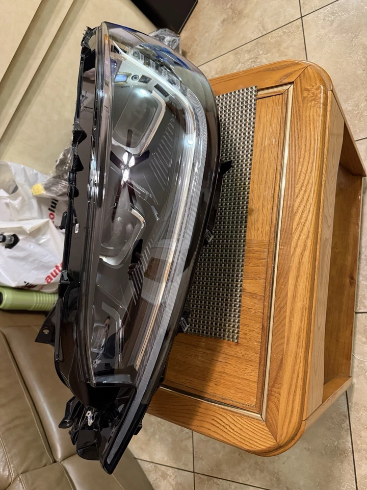 Lincoln Aviator 2025 reflector LED LH lado del conductor faros OEM RC5B13E015CG Foto 2 de 4