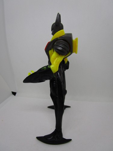 Batman Beyond Mission DC Comic Action Figure 5 1/2" Moveable - Picture 4 of 6