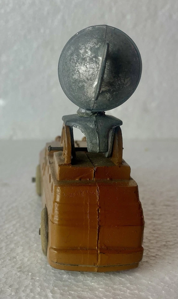 Barclay Searchlight Truck White Rubber Wheels. Bb57.  RARE. - Image 4 of 4