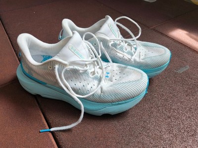 xXx Under Armour Infinite Pro Fire & Ice 44 Laufschuh Top xXx