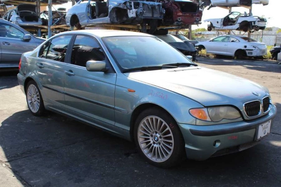 Tanque de combustible sedán mercado de Canadá plástico a través de 4/04 se adapta 01-04 BMW 320i 526880 Foto 2 de 4