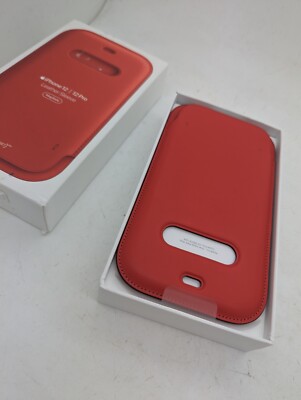 Offizielle rote Original Apple iPhone 12/12 Pro Lederhülle Hülle MagSafe