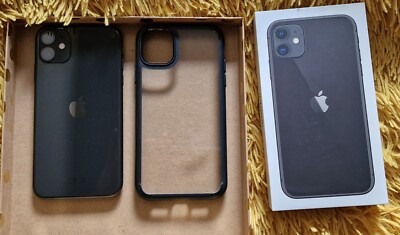APPLE IPhone 11  GRATIS Air PODS UND   VIEL ZUBEHÖR