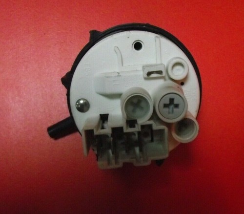 Waschmaschine SERVIS M6003 Druckschalter