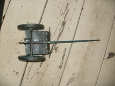 VINTAGE METAL HORSE WAGON FITS TWO OR 4 HORSES