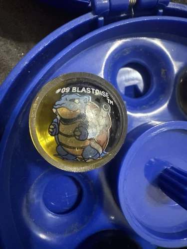 Vintage Pokémon Pokemon Marble #09 Blastoise Holographic Toy Biz Collectible