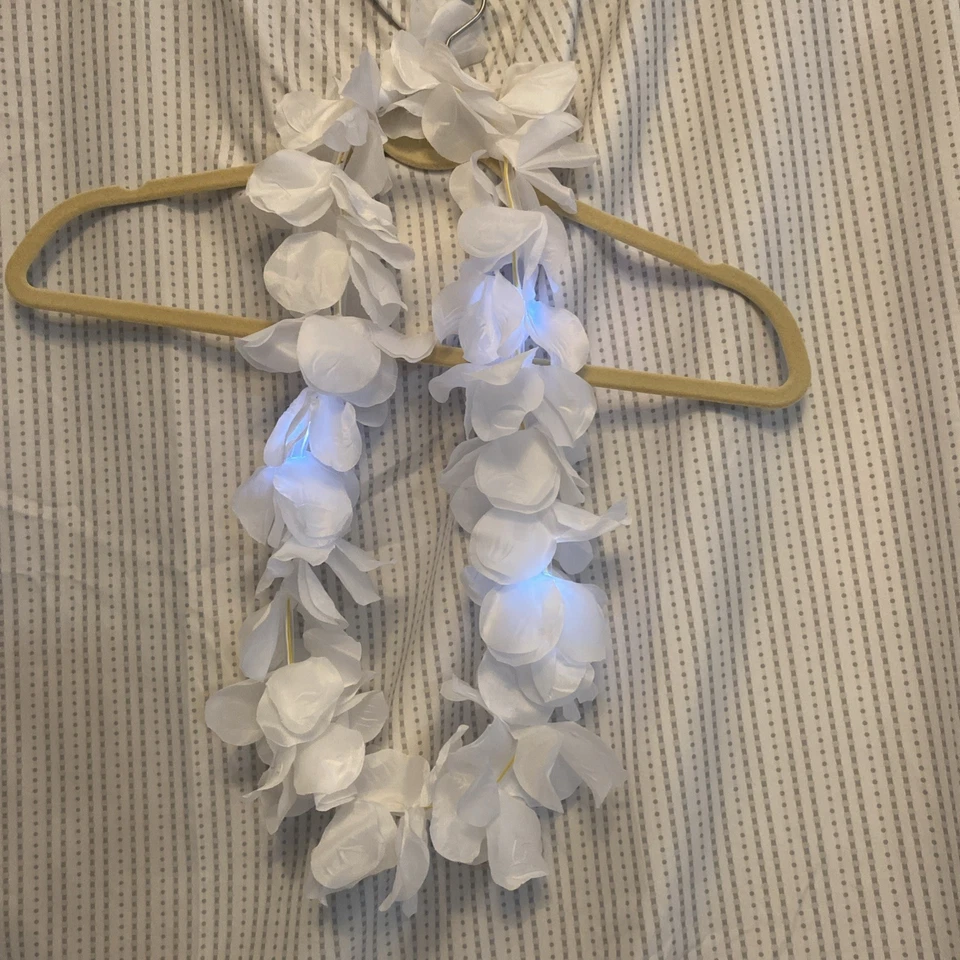 Luau Decoraciones Fiesta Cumpleaños Hawaiano 52 Piezas Tropical Aloha Foto 4 de 4