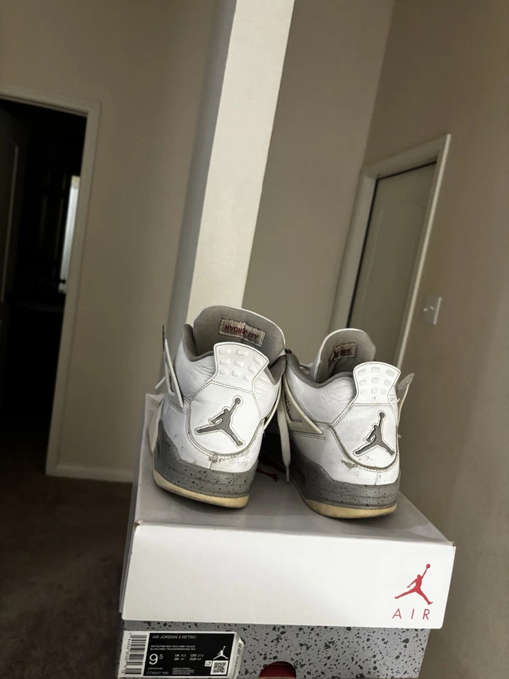 Jordan Retro 4 usado “White Oreo” Foto 3 de 4