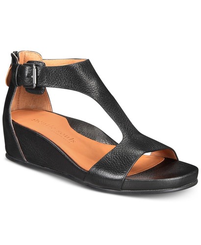Gentle Souls Womens by Kenneth Cole 