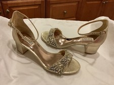 Badgley Mischka Tamara Rhinestone Shoes/Sandals sz 9