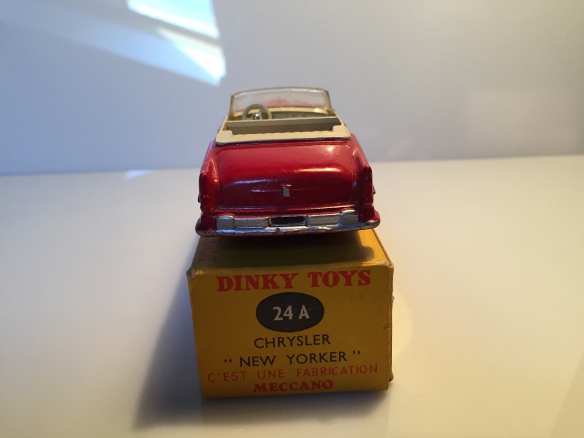 Voiture Miniature de Collection Dinky Toys Chrysler New Yorker N° 24A