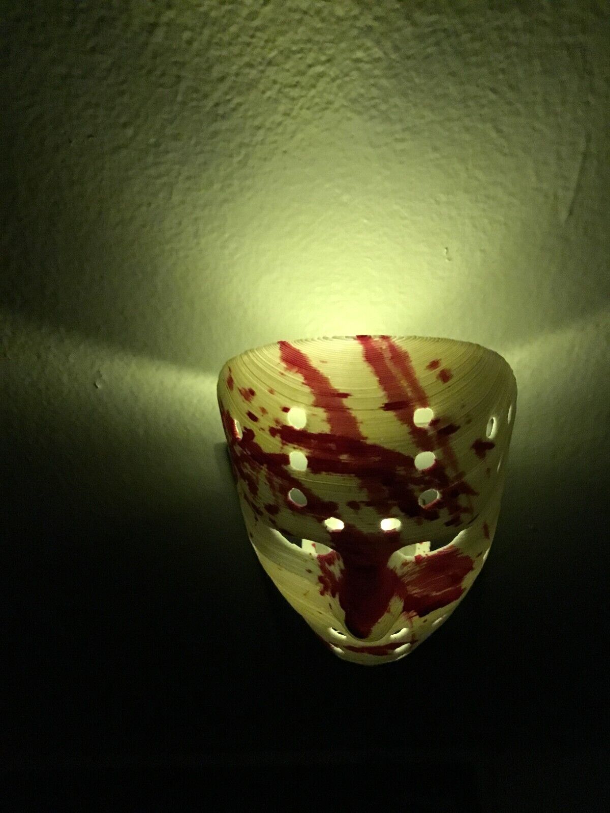 Jason Mask AUTO LED Plug in Night Light Lamp - Scary, Spooky, Horror, Gothic Fun