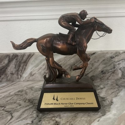 Churchill Downs Trophy 2011 PANJIN Black Horse Racing Horse Glue Company Classic