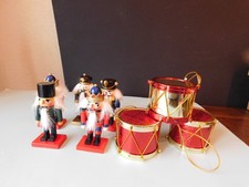 SET OF 5 WOODEN NUTCRACKERS FOR ORNAMENTS OR DECOR  3 PLASTIC DRUMS