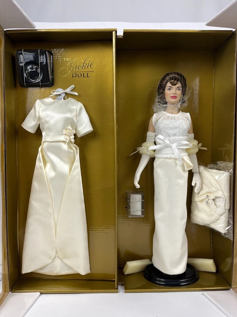 NRFB Franklin Mint Jackie Kennedy Doll 50th Anniversary Inaugural Collection